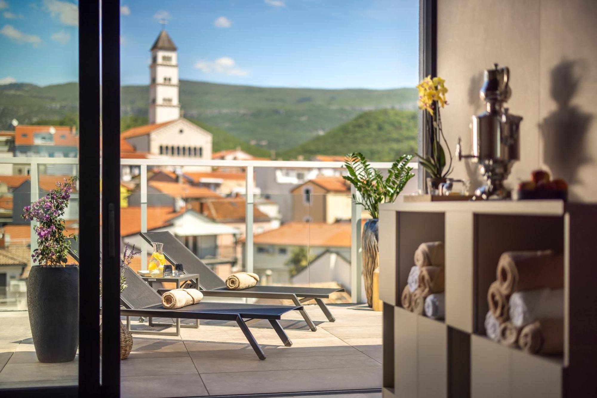 Aminess Younique Narrivi Hotel Crikvenica Extérieur photo