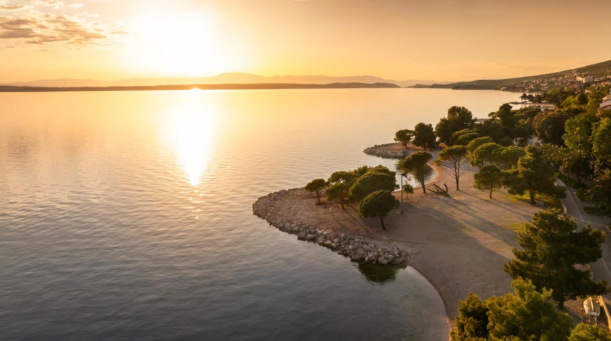 Aminess Younique Narrivi Hotel Crikvenica Extérieur photo